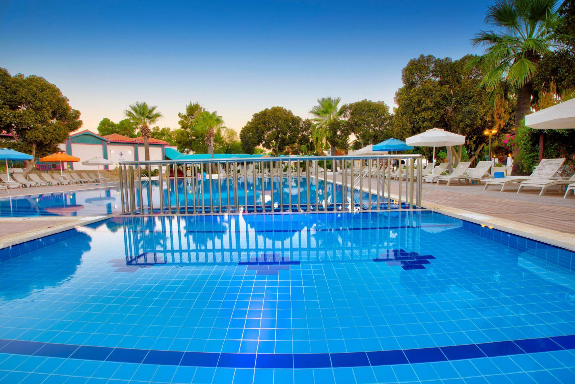 Merit Cyprus Gardens Holiday Famagusta  Esterno foto