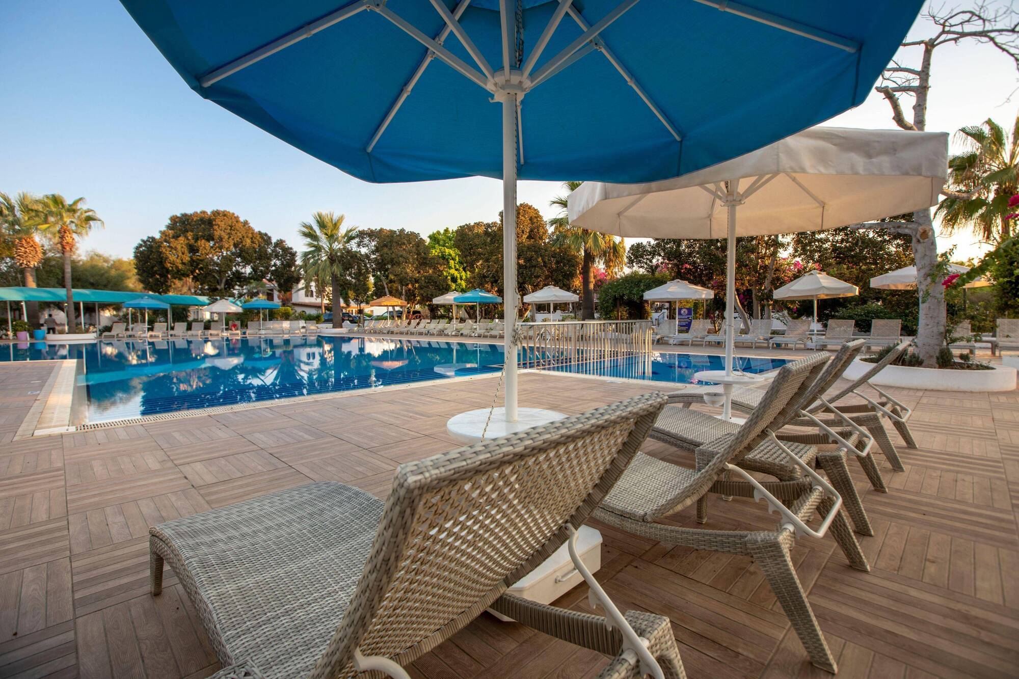 Merit Cyprus Gardens Holiday Famagusta  Esterno foto