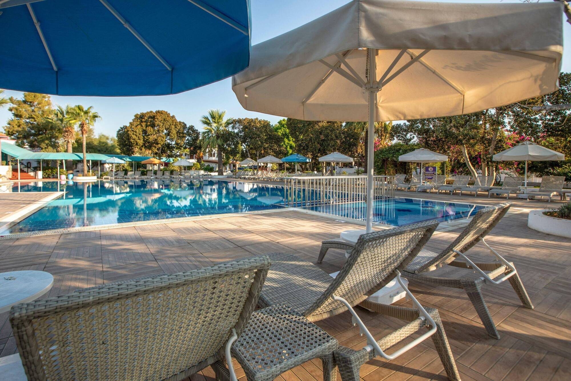 Merit Cyprus Gardens Holiday Famagusta  Esterno foto