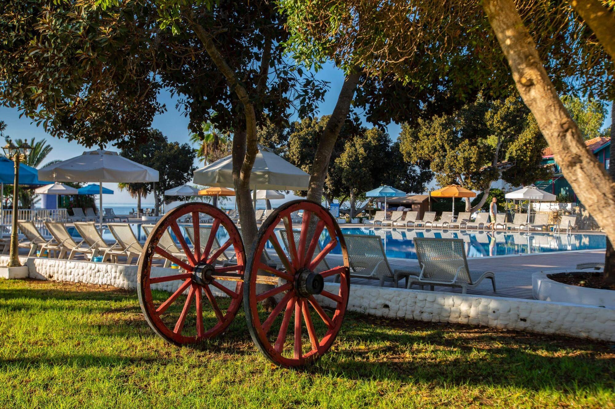 Merit Cyprus Gardens Holiday Famagusta  Esterno foto